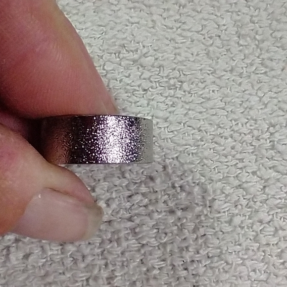 Silvertone band ring wedding - Picture 5 of 5